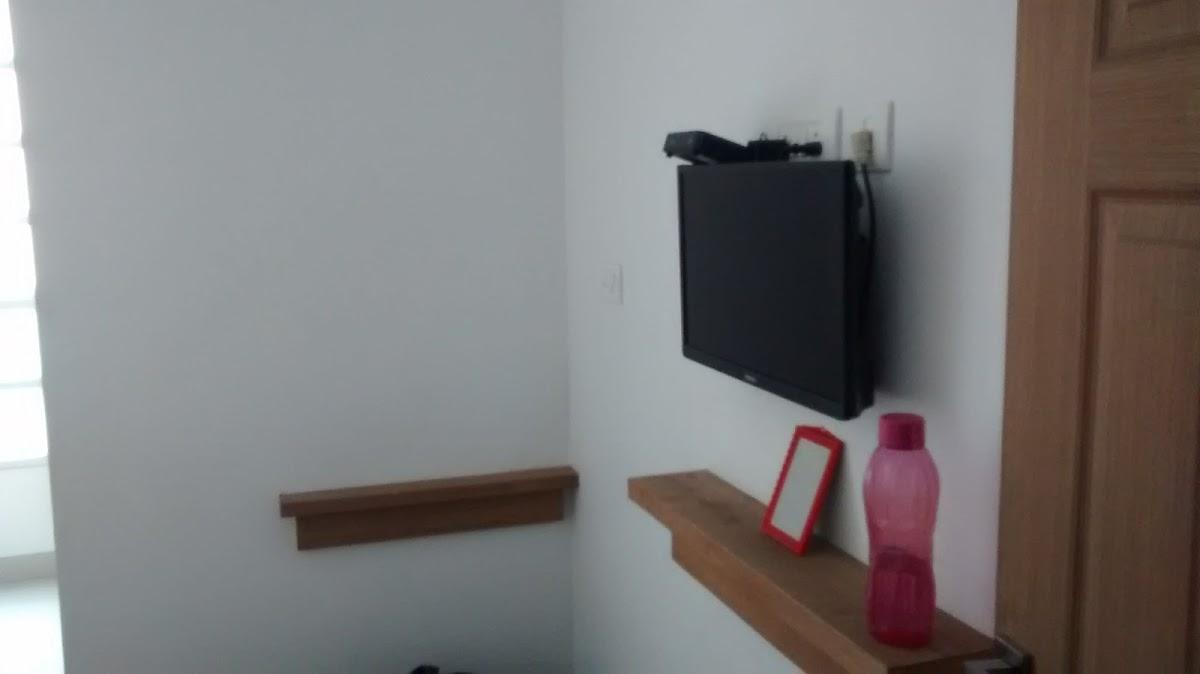 Hilltop Inn – photo 1