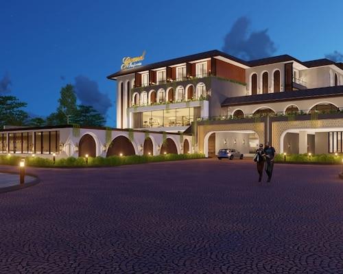 Grand Imperia hotel – photo 1