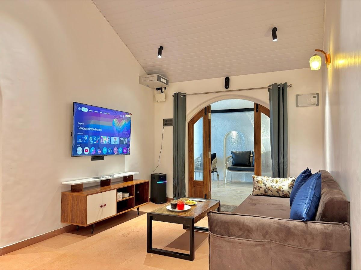 Sora Villa – photo 1