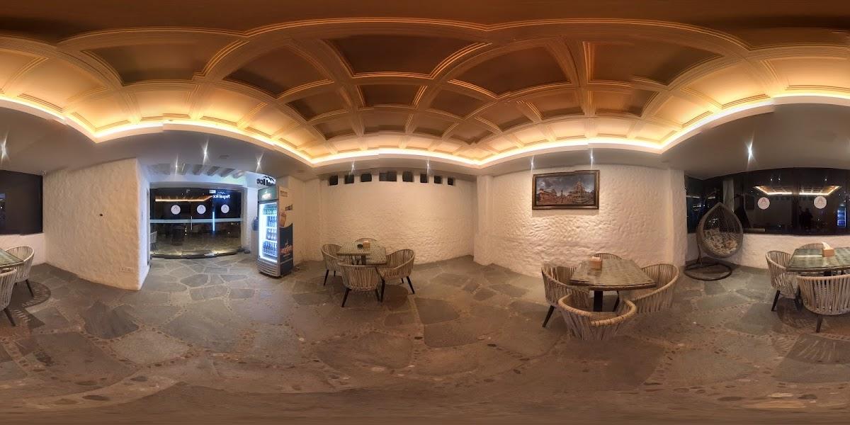Arushi Boutique Hotel