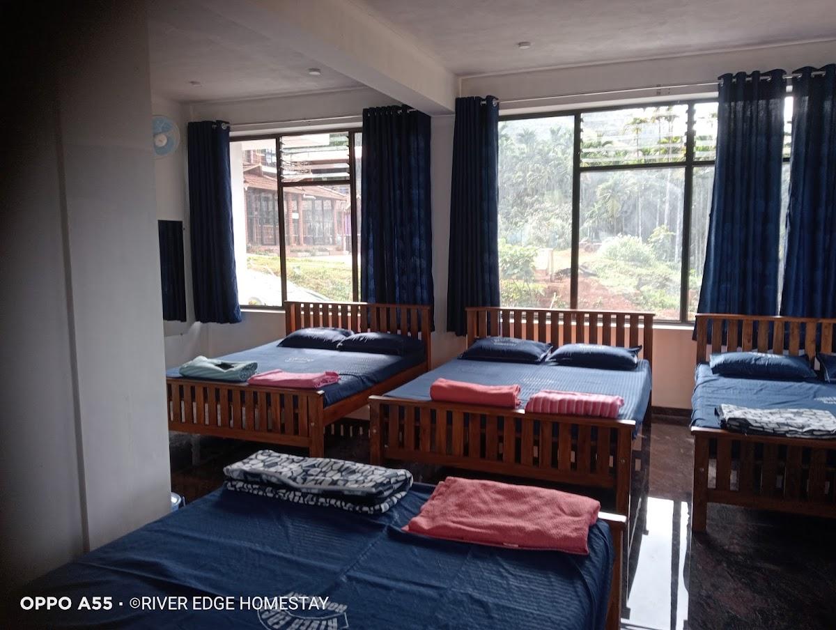 Riveredge homestay – photo 2
