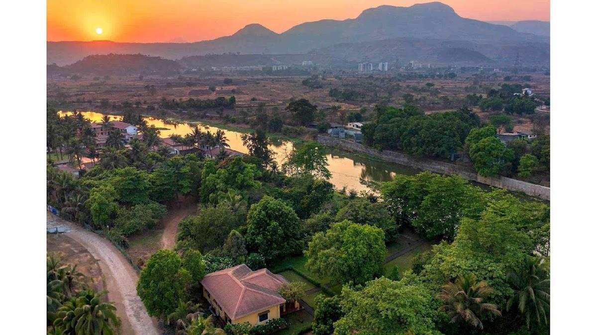 StayVista at Vintage Estate in Tiware | 2 BHK Premium Villa – photo 2