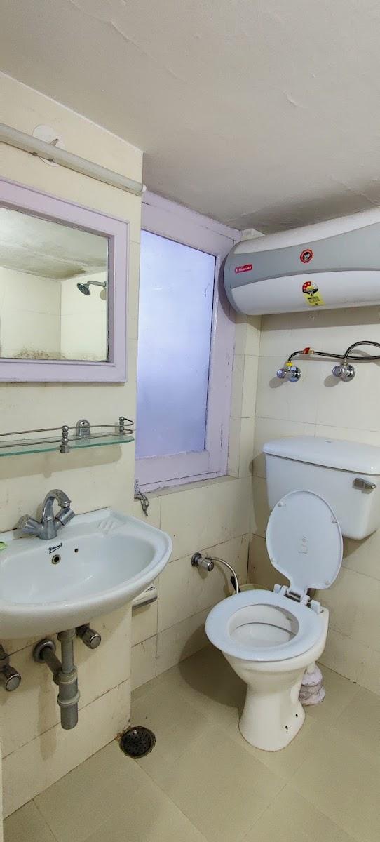 Hotel White – photo 2