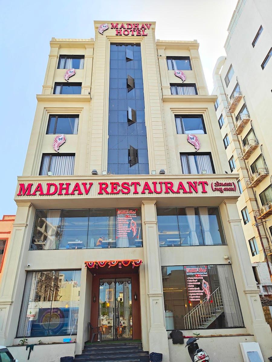 Hotel Dwarkesh – photo 4
