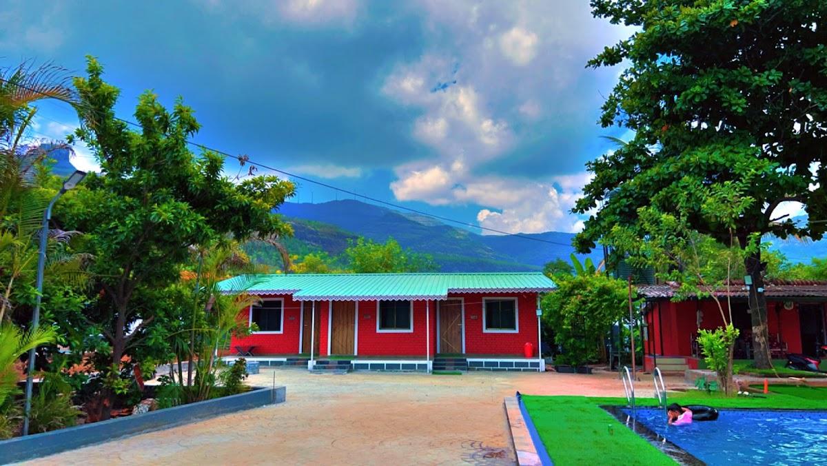 SaffronStays SanvinaFarm - 4 BDR Pool Villa in Karjat – photo 3