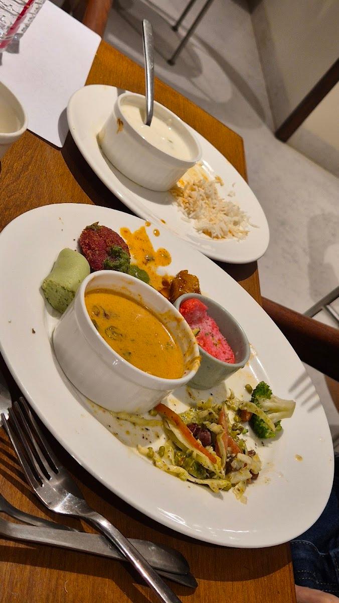 The Fern Residency Ahmedabad, Subhash Bridge, Series by Marriott – photo 4