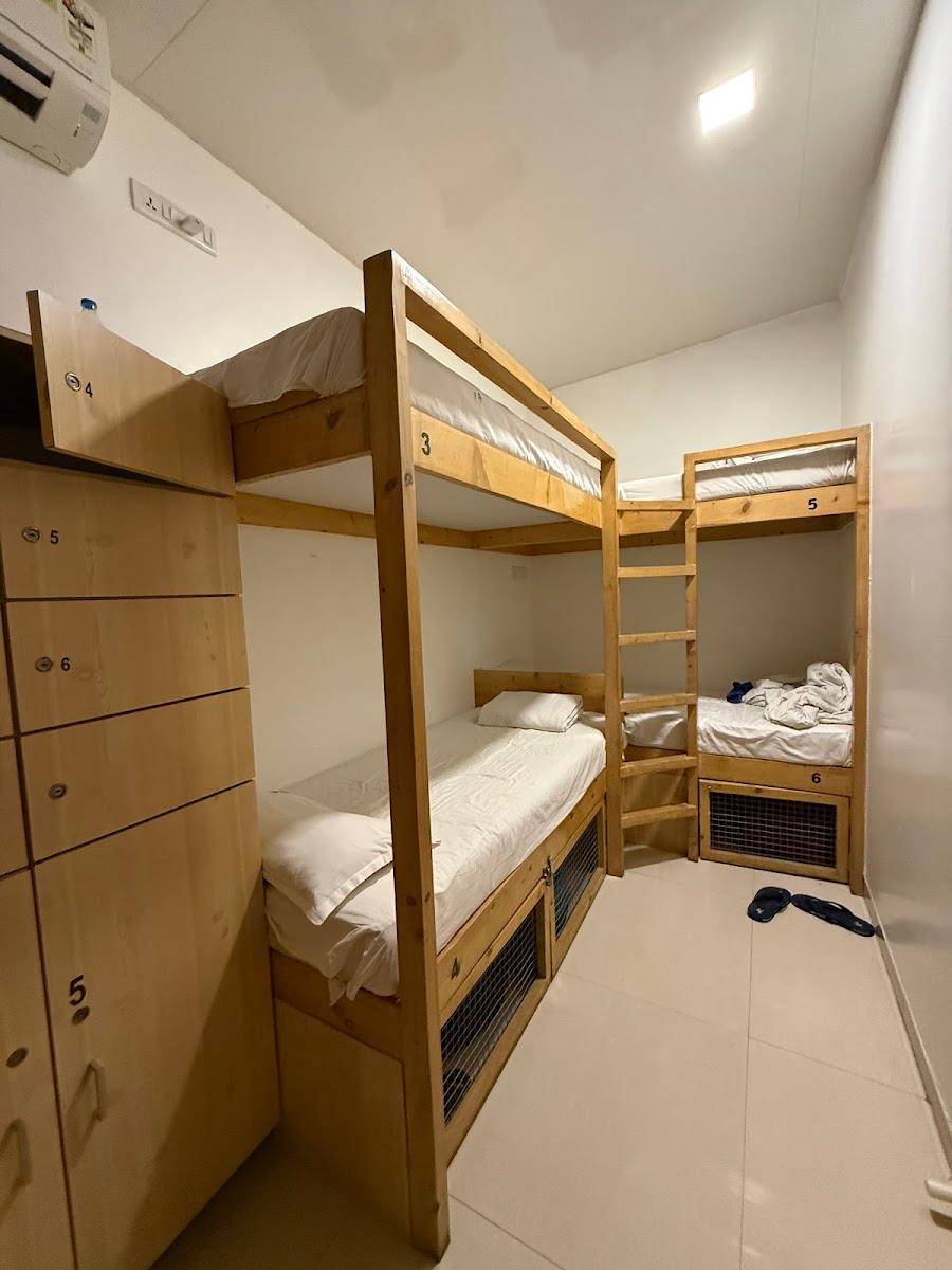 Nap Manor Hostels – photo 4