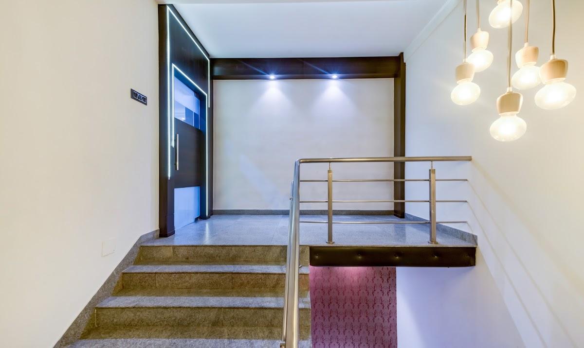 Itsy Hotels Neeranand Plaza – photo 2