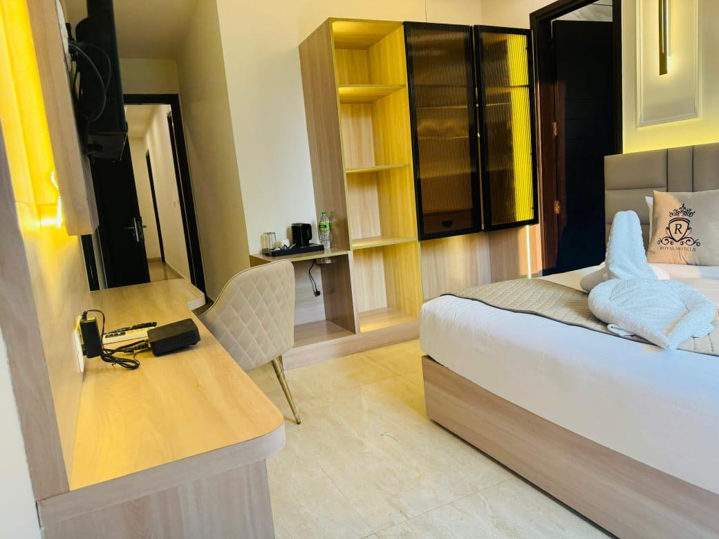 The Royal Oak - Hotel in Sector 40, Gurgaon – photo 1
