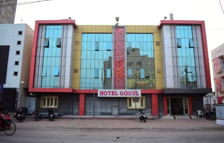 Hotel Gokul – photo 1