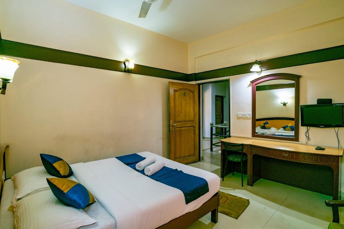 Munnar Inn – photo 1