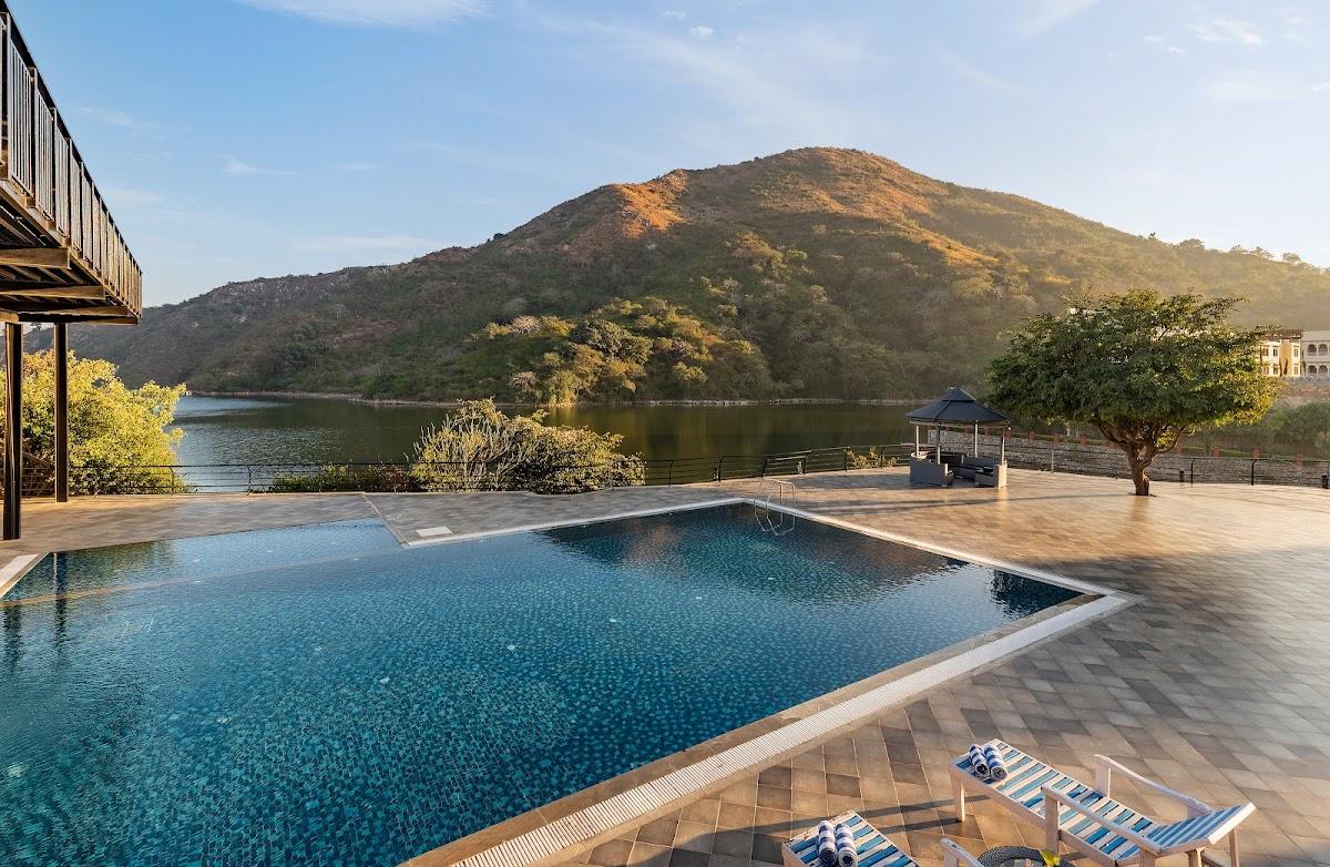 Via Lakhela Lakeview Resort & Spa – photo 2