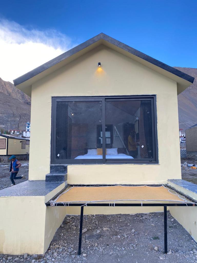 Yellow Hotels & Cottages Kaza – photo 4