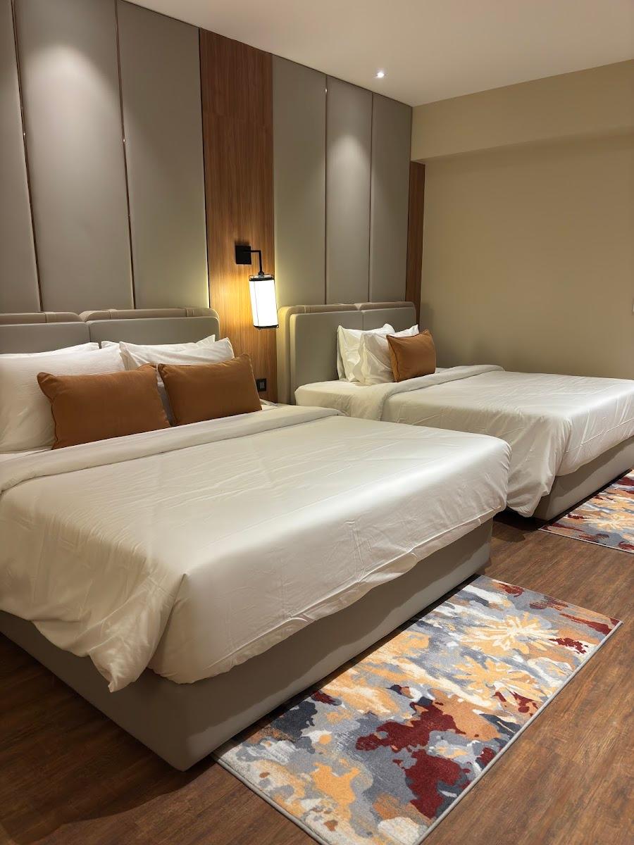 Lemon Tree Hotel, Mall of Dehradun – photo 4