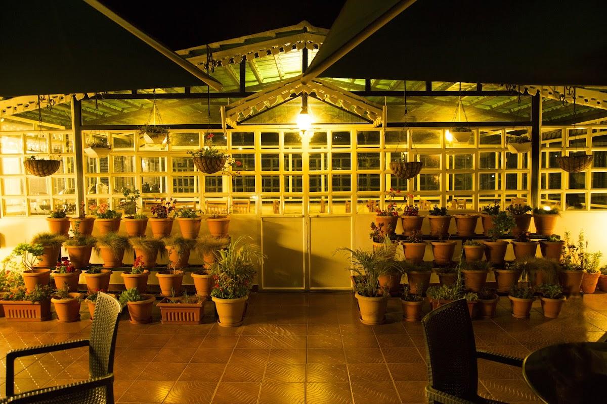 Garden Manor – photo 1