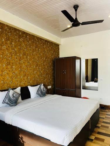 Snow View Residency Hotel – photo 1