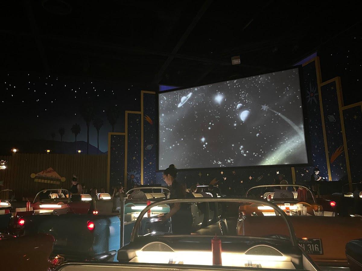 Sci-Fi Dine-In Theater Restaurant – photo 4