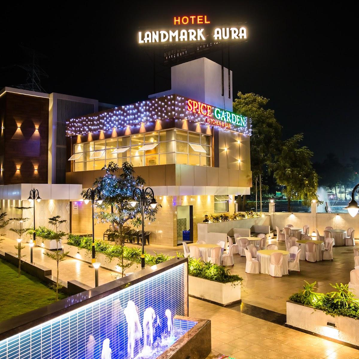 Hotel Landmark Aura – photo 3