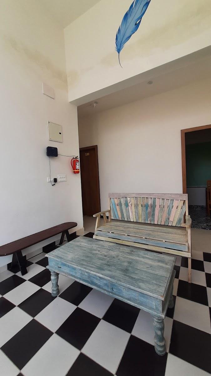 White feather homestay – photo 2