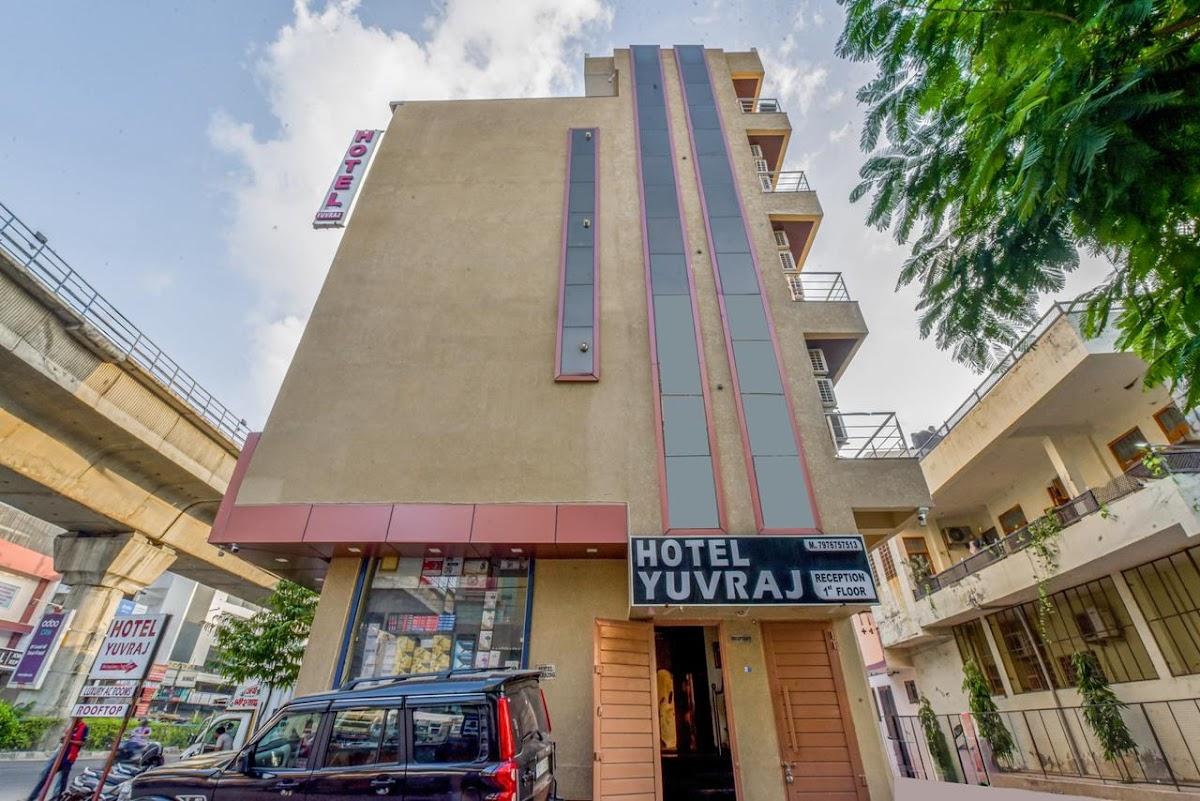Hotel Yuvraj – photo 1
