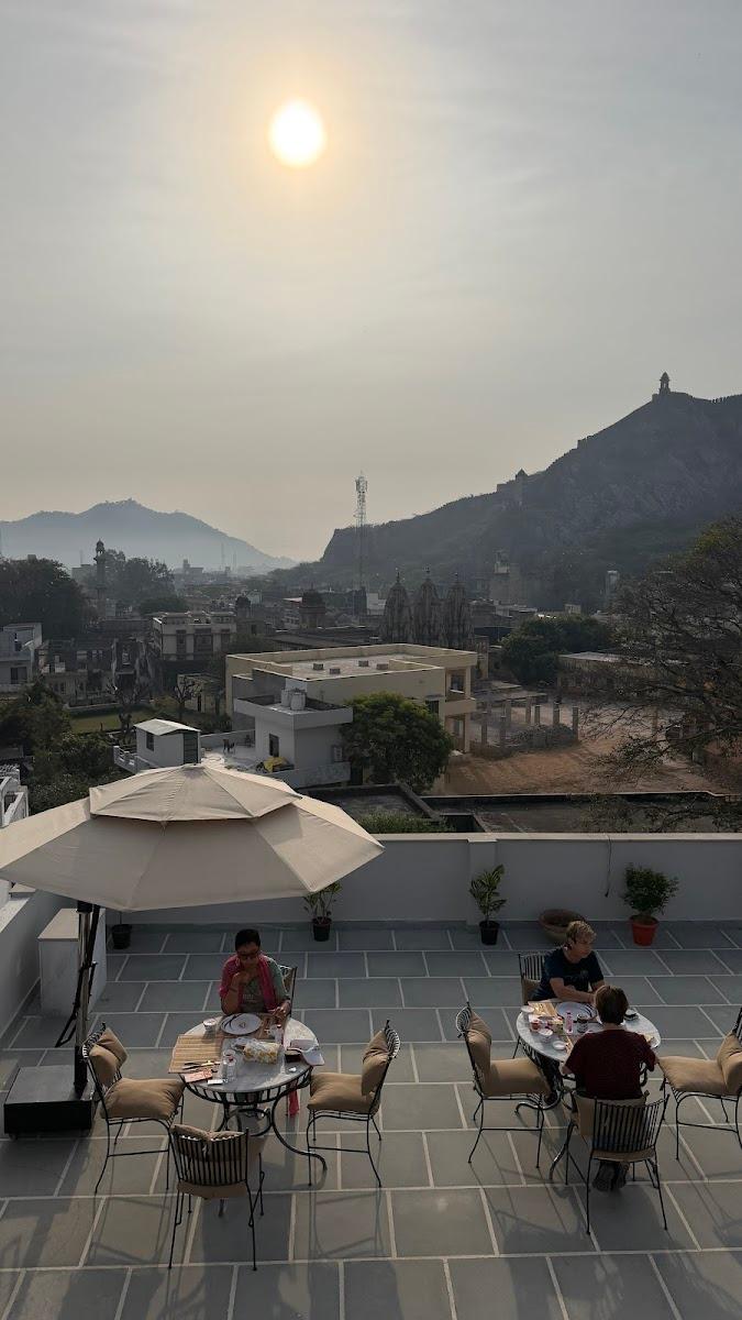 Shanti Vilas Hotel & Stays – photo 2