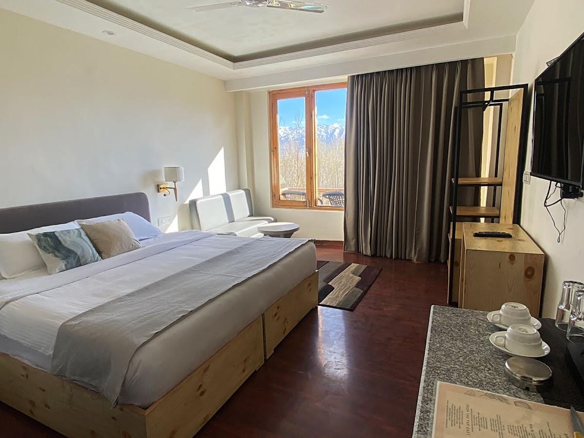 Yarab Tso Hotel