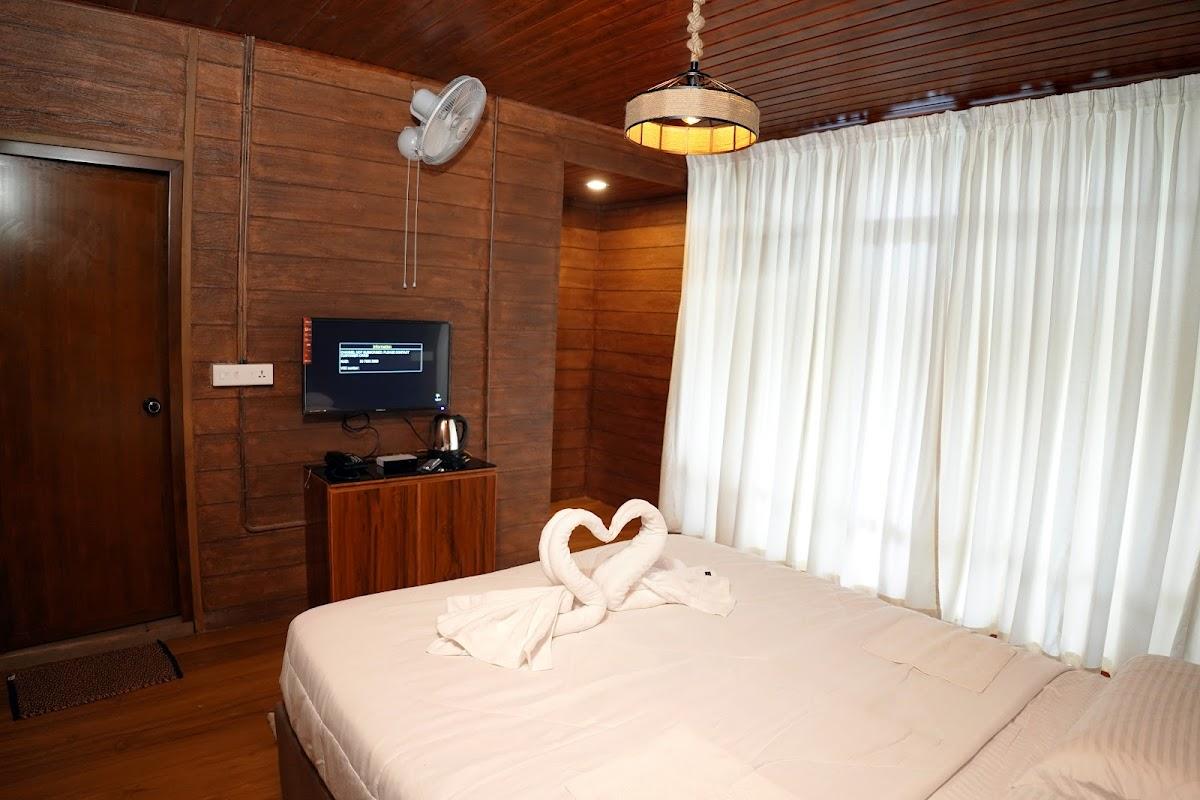 MAZHAVIL KADU forest Resort & Restaurant – photo 2