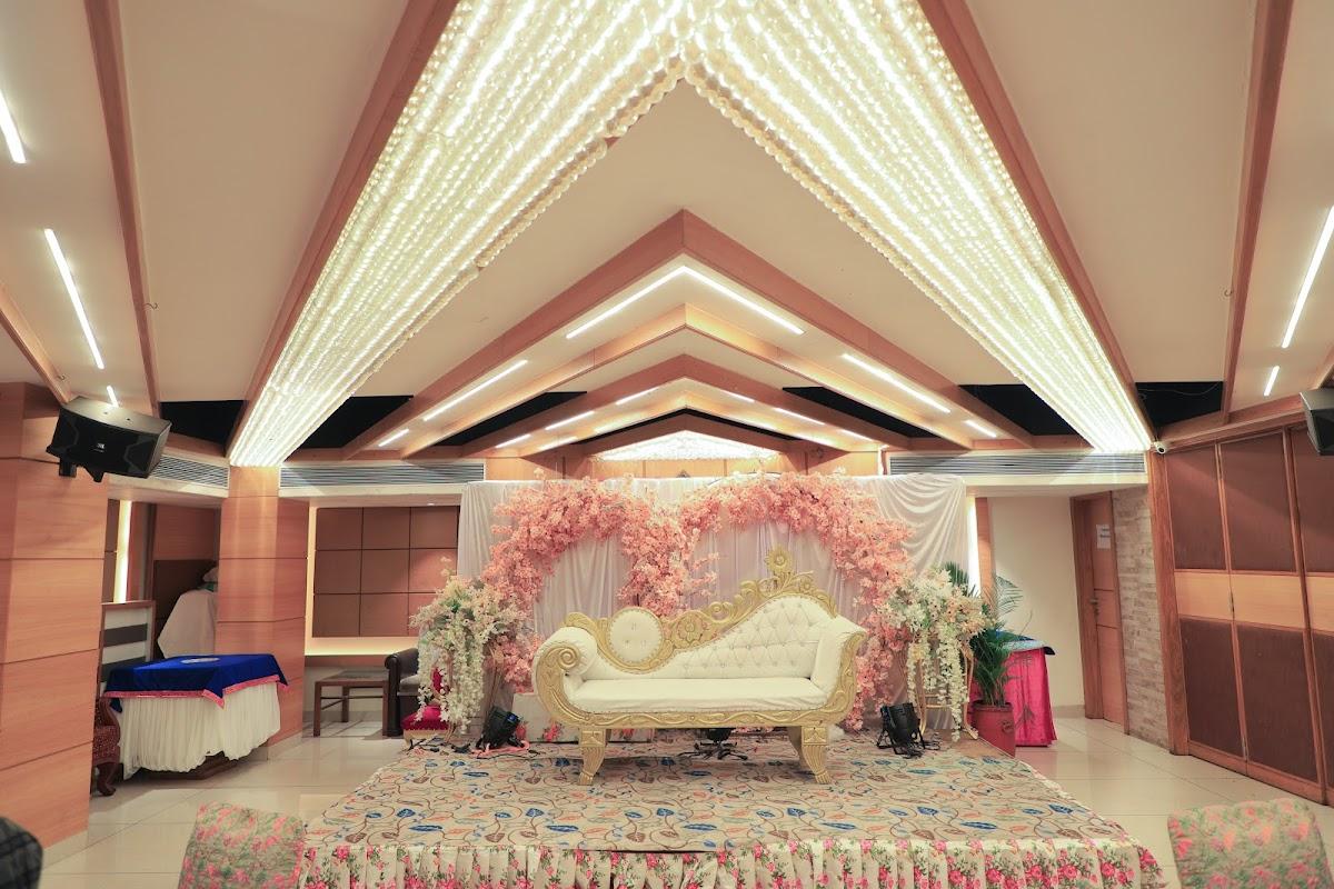 Hotel Surya – photo 4
