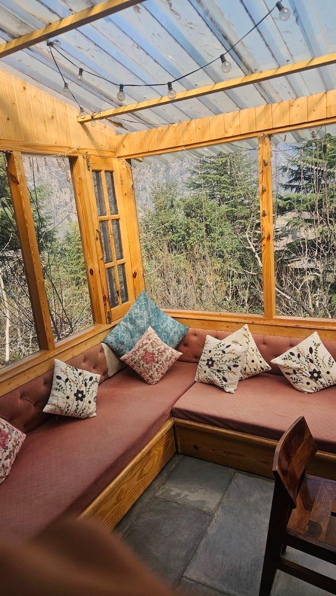 Itsy Bitsy Cabin – photo 2