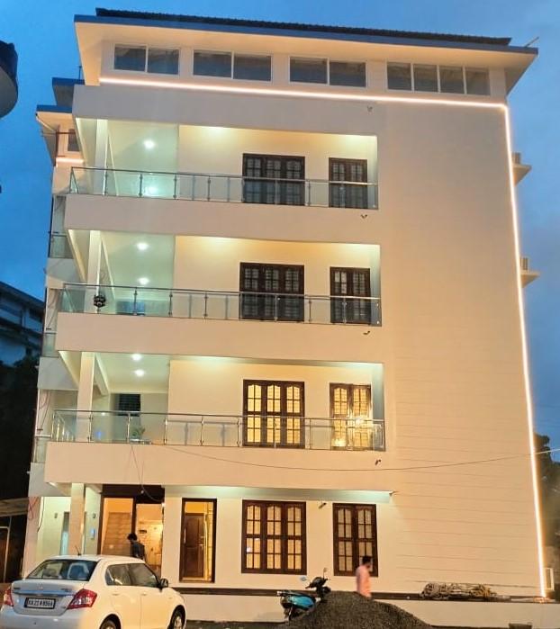 Swami Prasad Paradise Hotel – photo 1