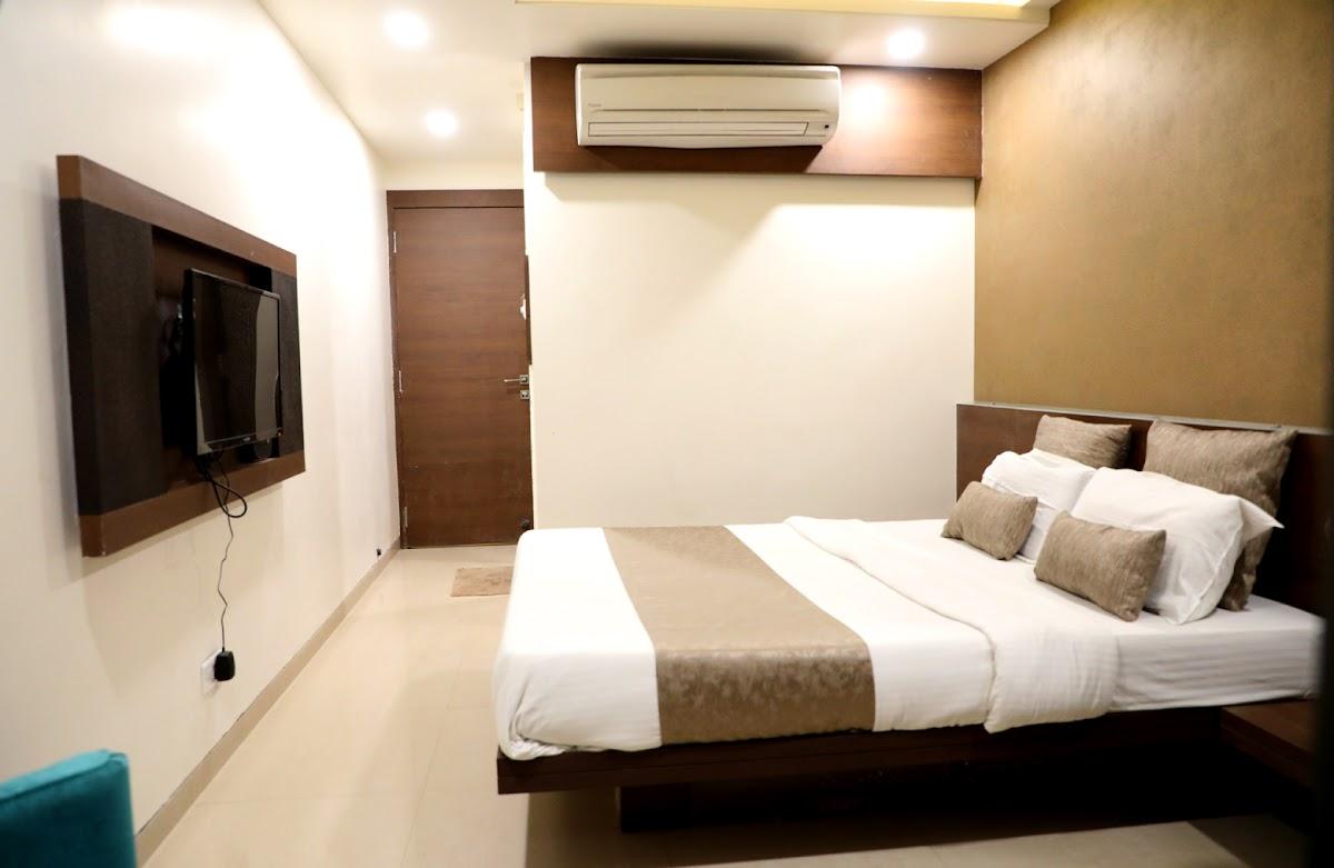 Adarsh Palace Hotel - Best Hotels Near Bhopal Railway Station in Bhopal – photo 4