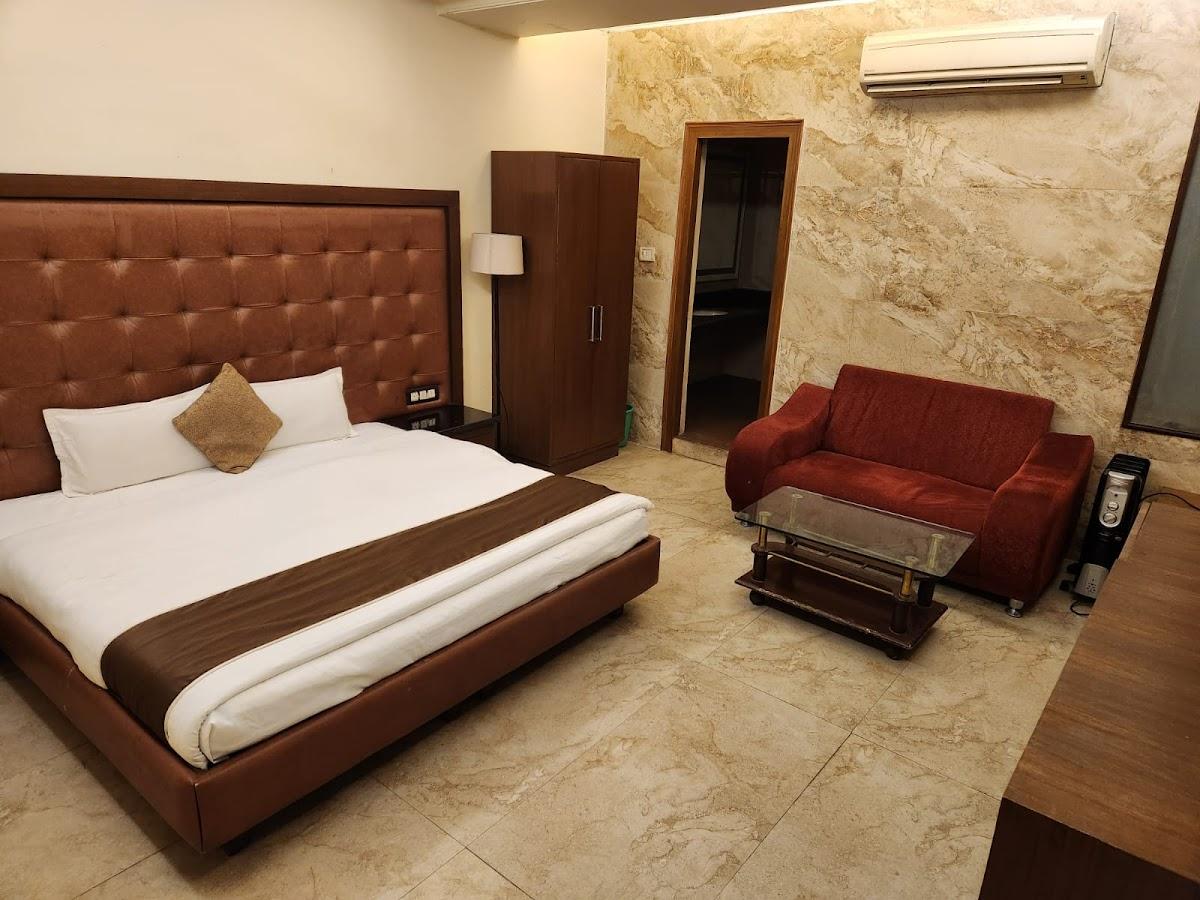 HOTEL TAJ INN – photo 2