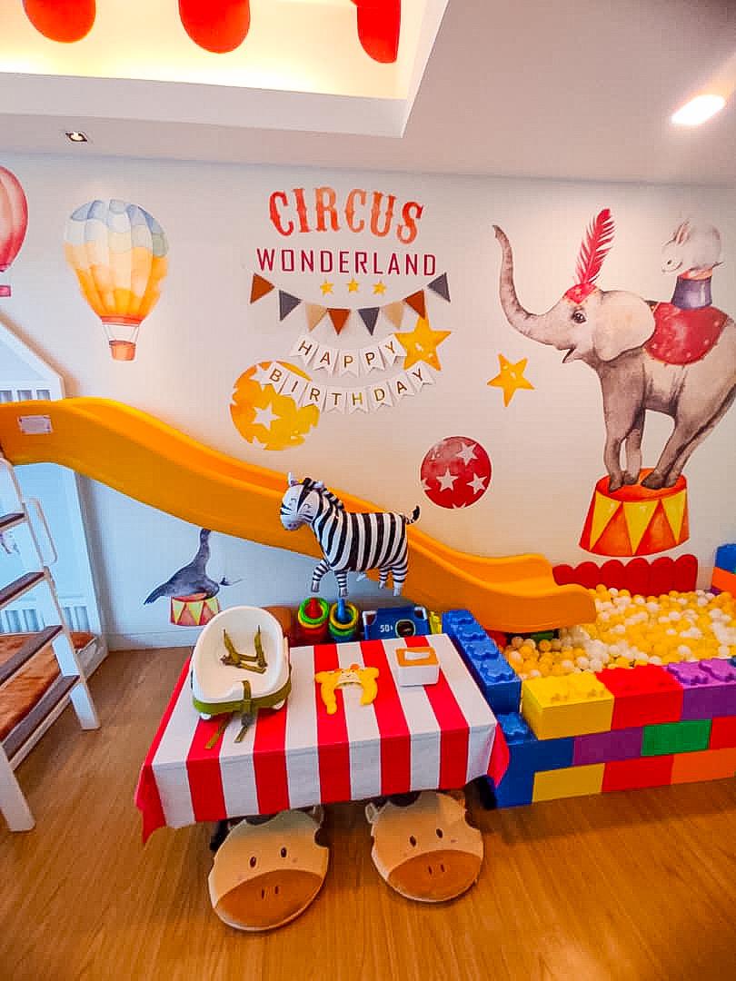 Circus Wonderland Kids Friendly by Ethan Zen Home – photo 4