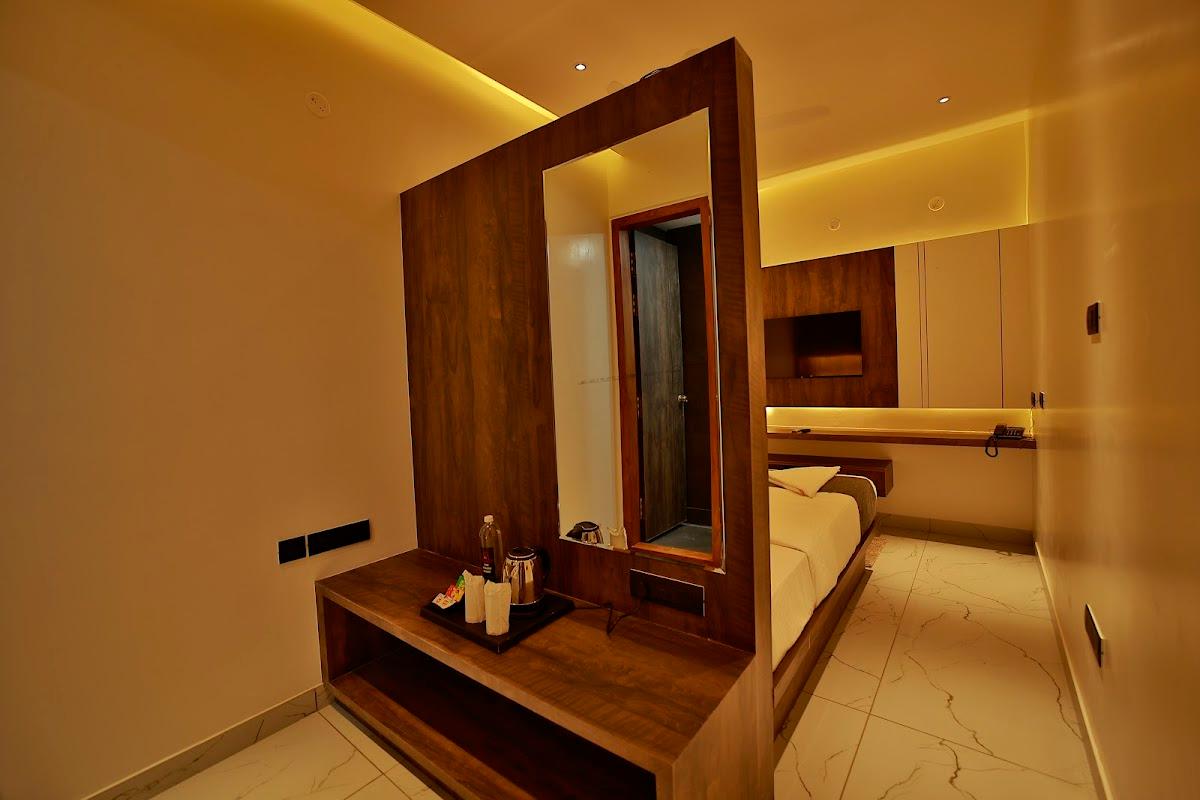 The Mysore Grand – photo 1