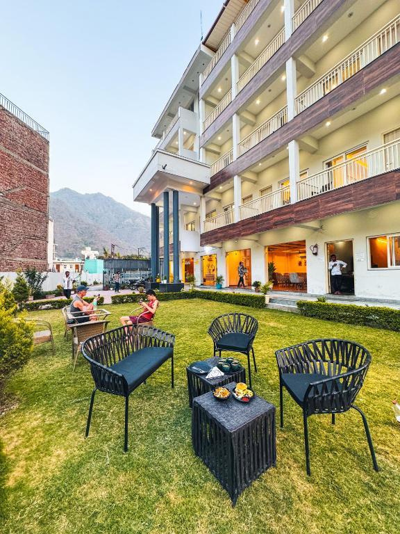 Hide-in Rishikesh – photo 1