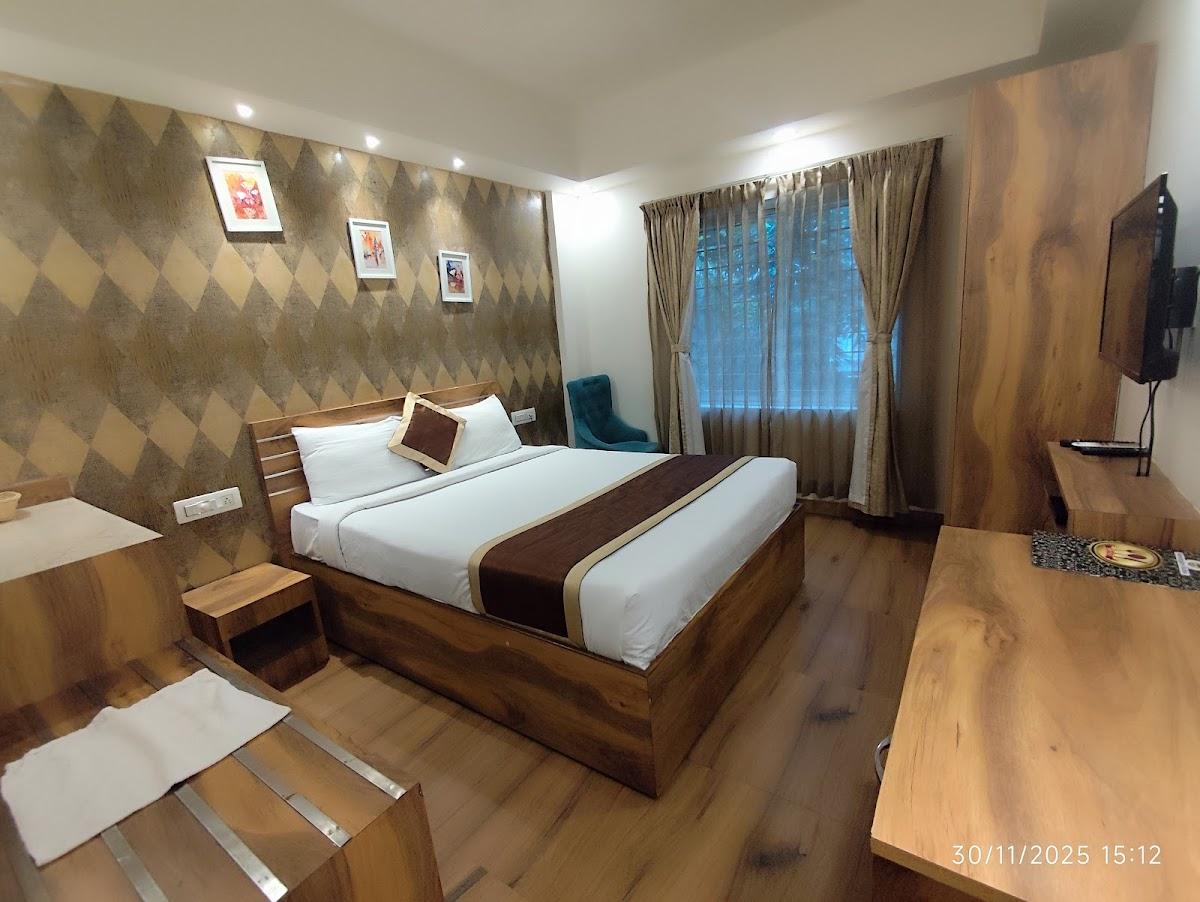 Kensington Suites – photo 2