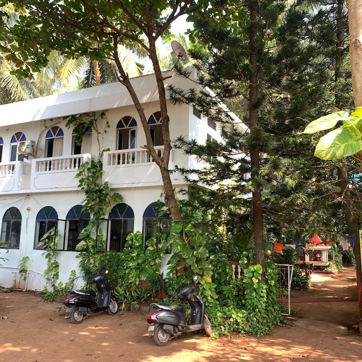 Vailankanni Guest House – photo 1