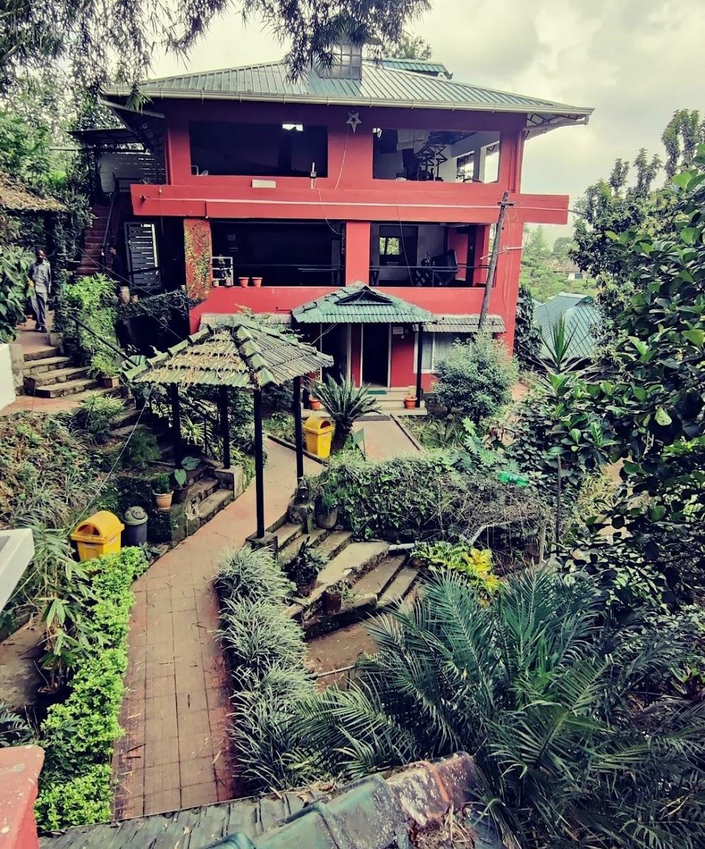 Whispering Falls Resort Valparai – photo 1