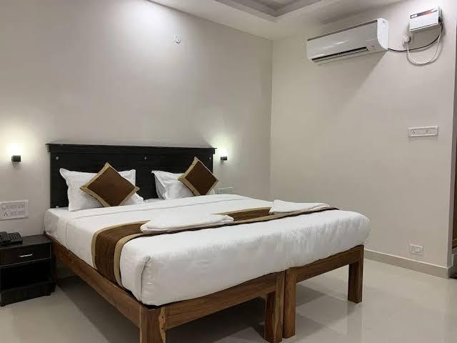 Qube Inn – photo 1