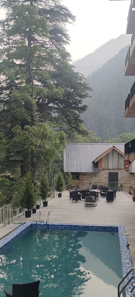 The Hosteller Jibhi