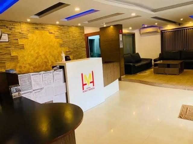 Hotel Half Moon – photo 4