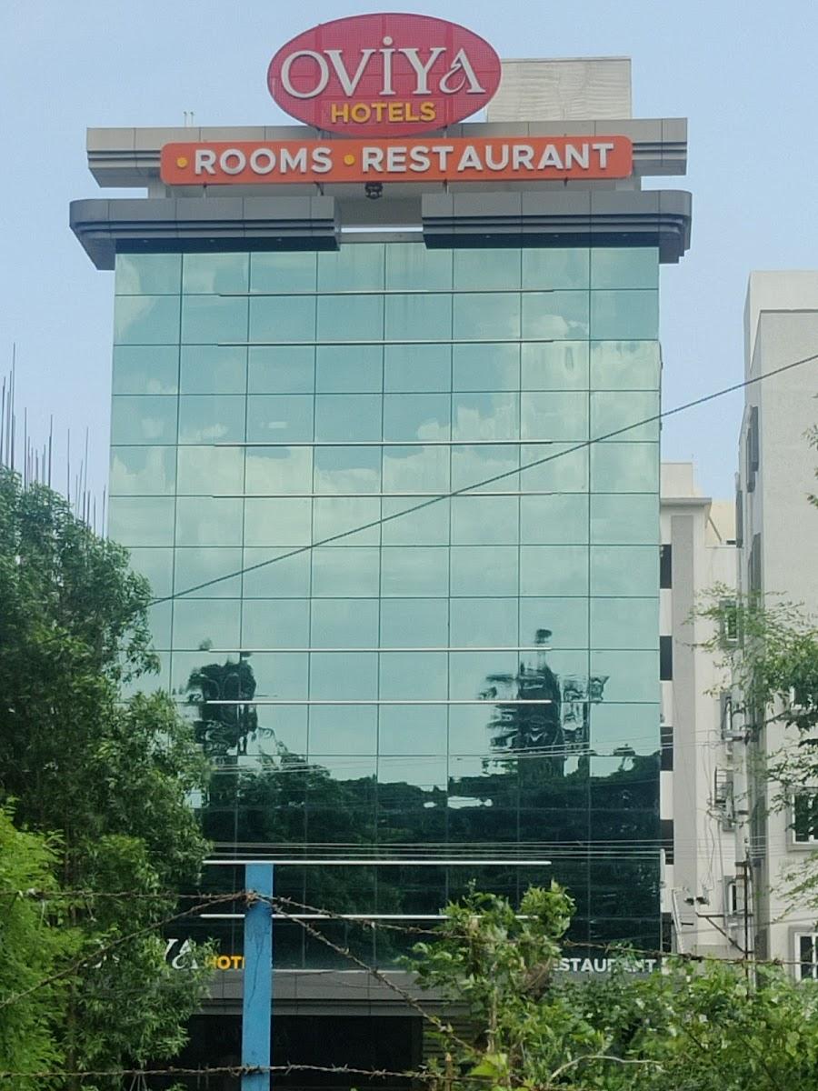 Oviya Hotels – photo 2