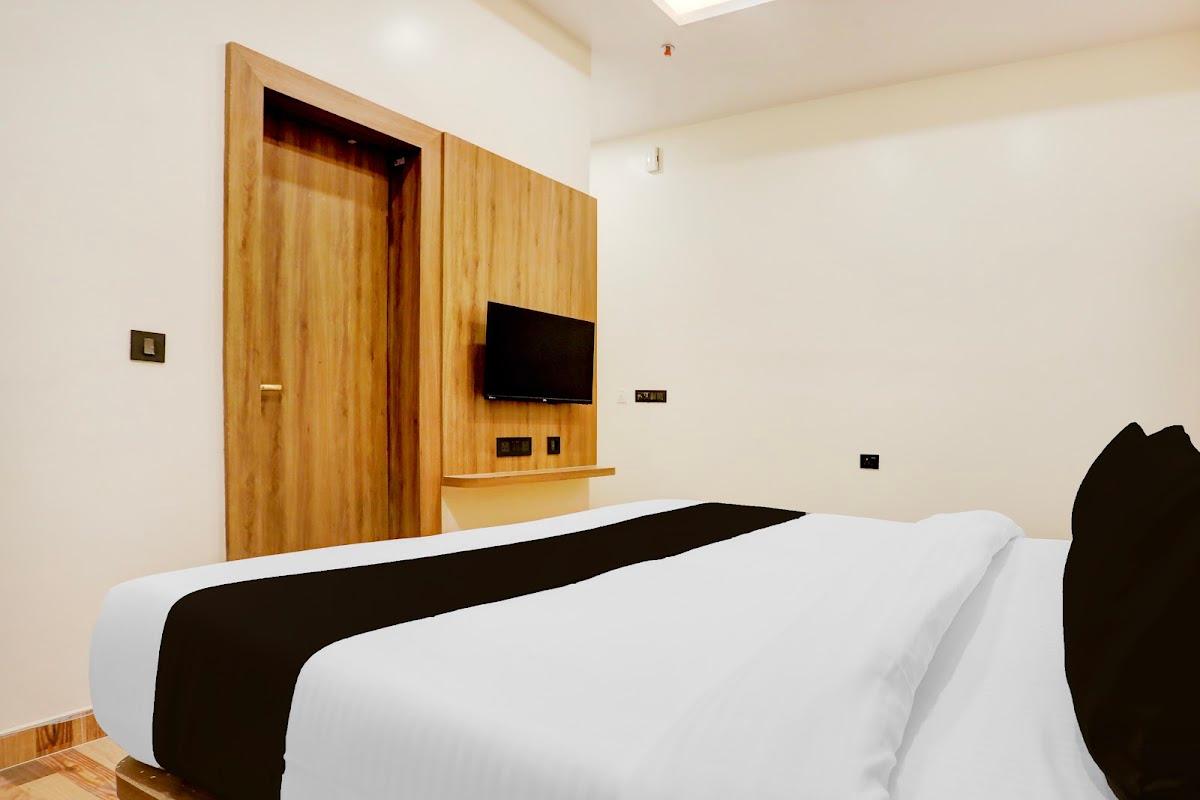 Super Townhouse Oak by OYO AIIMS Walmi Govindpur – photo 1