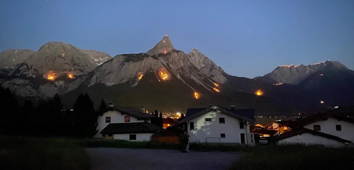Bergfeuer – photo 4