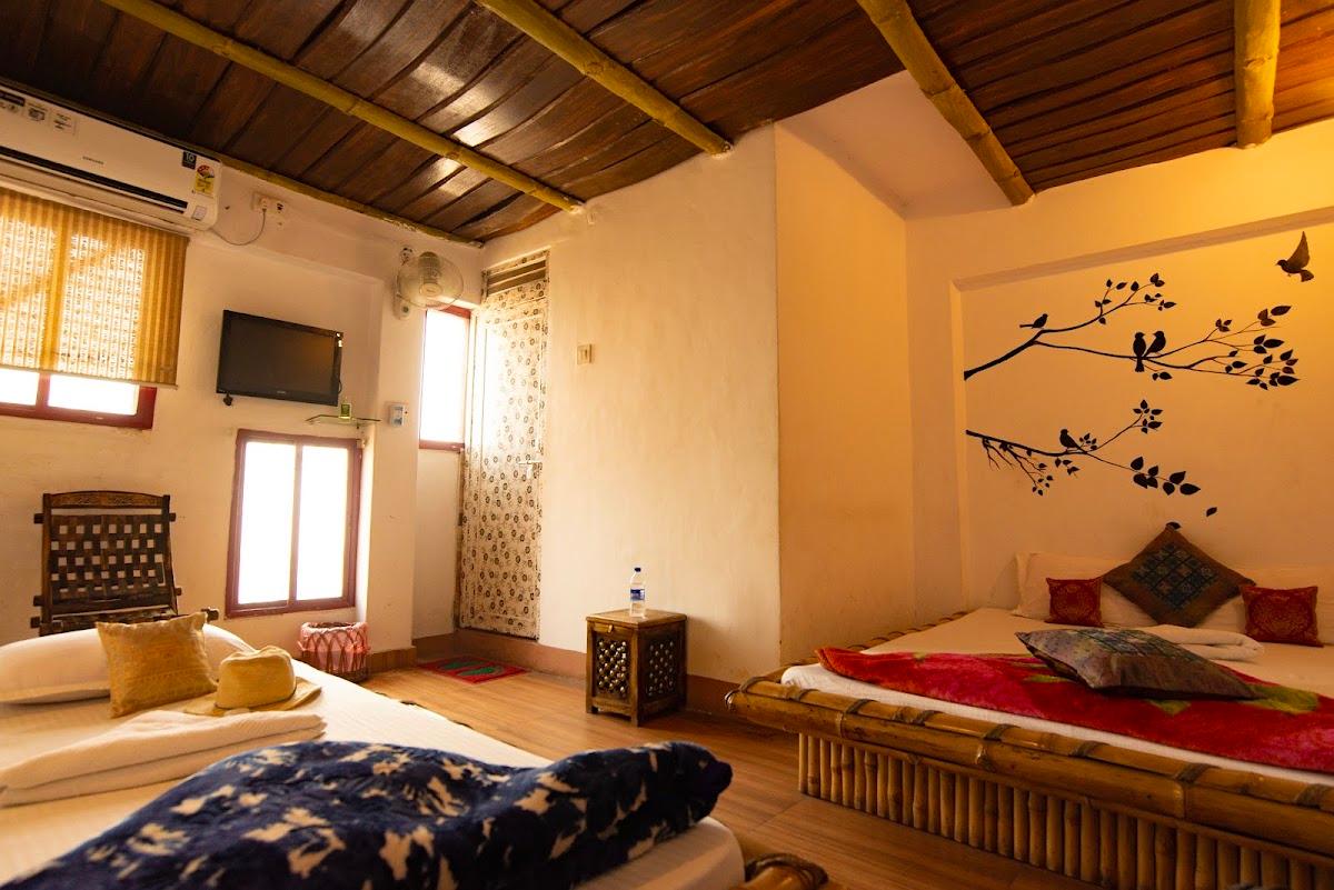 Shri Guest House & Roof Top Restaurant – photo 3