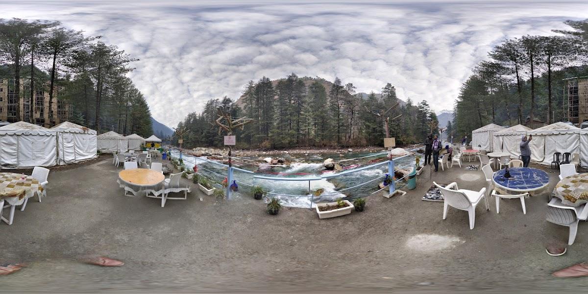 Moksha Riverside Resort & Spa Kasol