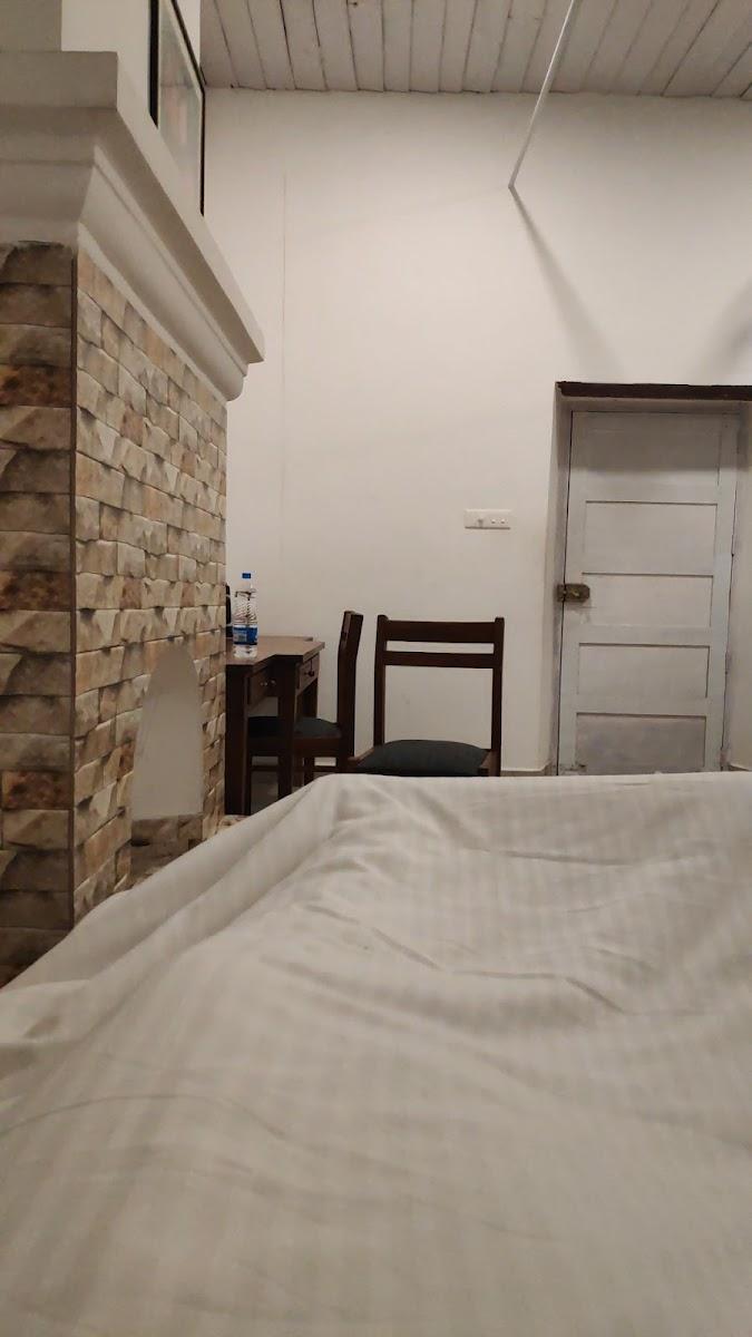 Mermaid Hotel – photo 1