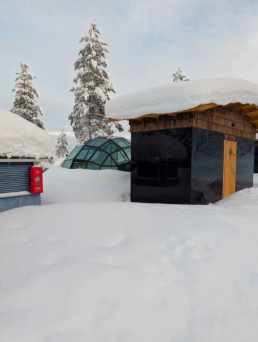 Kakslauttanen Arctic Resort East Village – photo 3