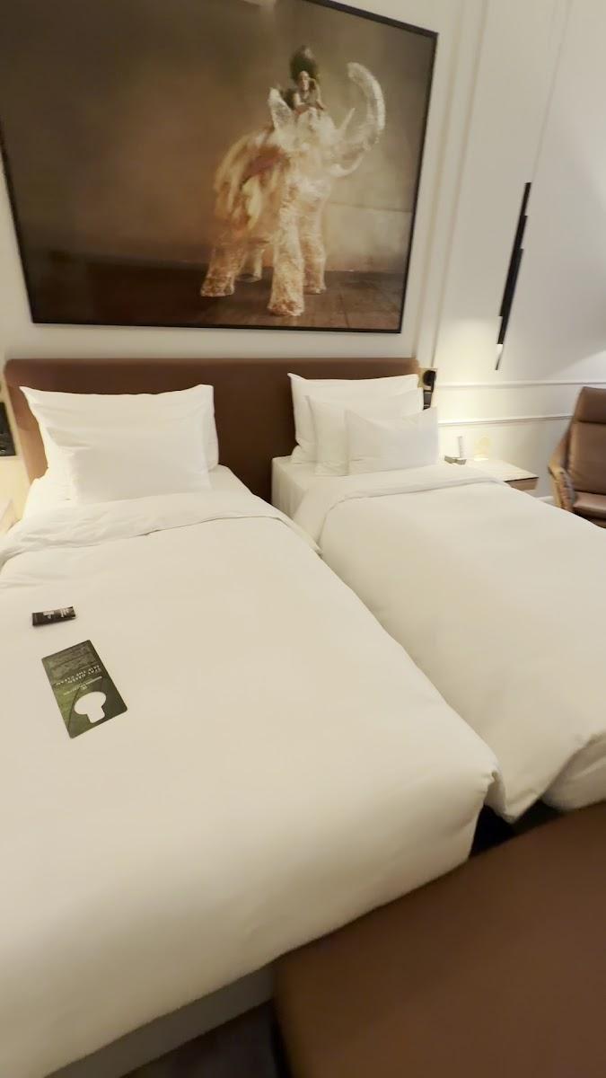 Radisson Collection Hotel, Basilica Budapest – photo 1
