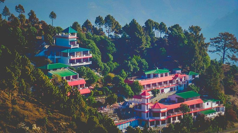 Blue Pine Resort